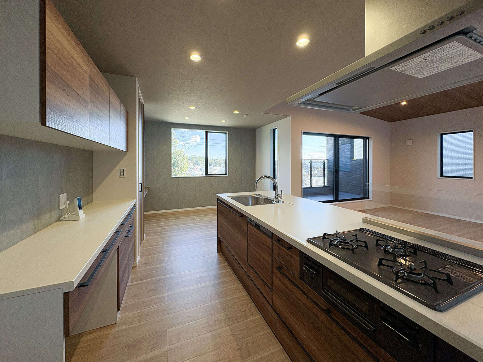 美都住販　綾瀬　建売