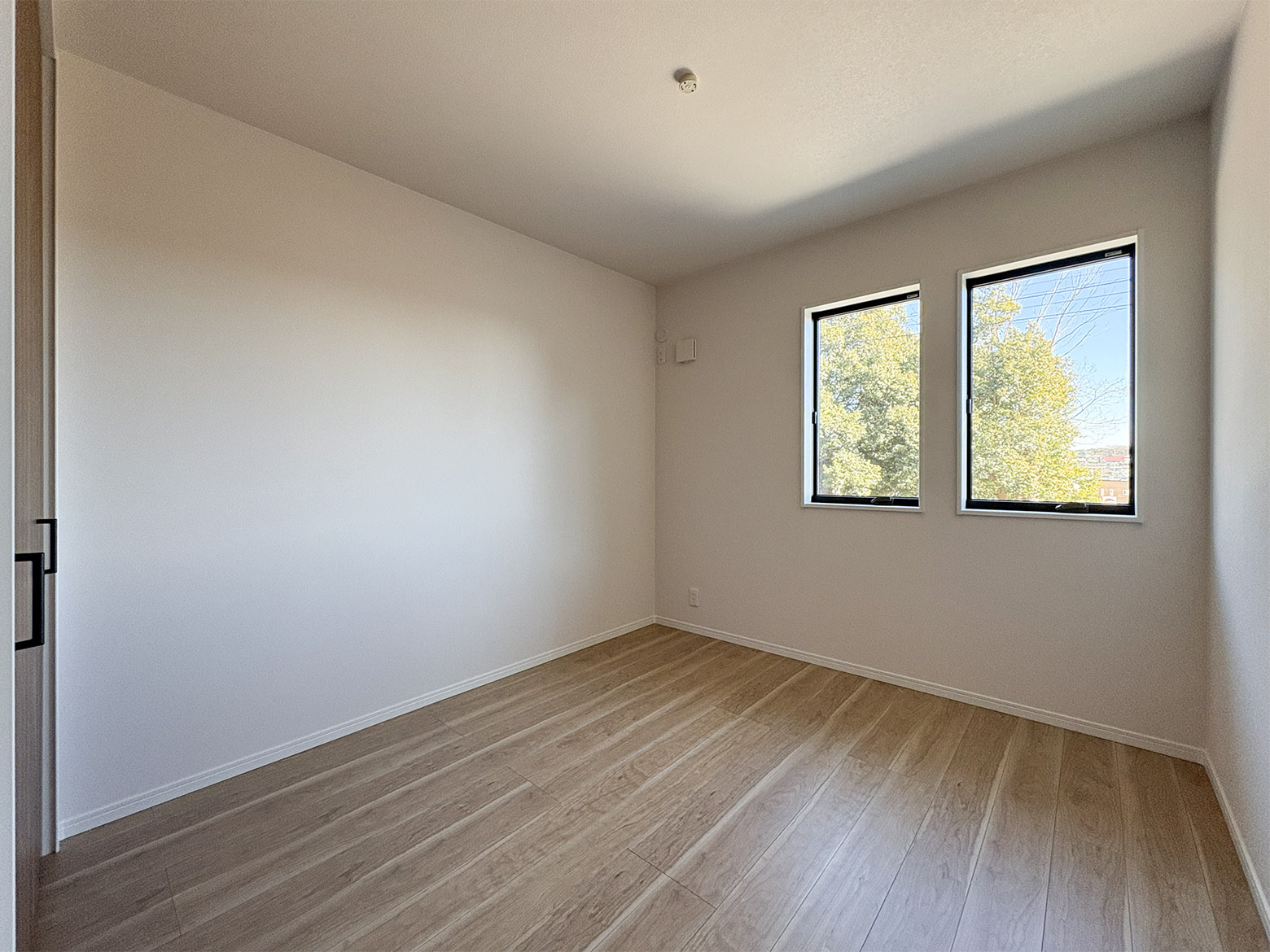 美都住販　綾瀬　建売