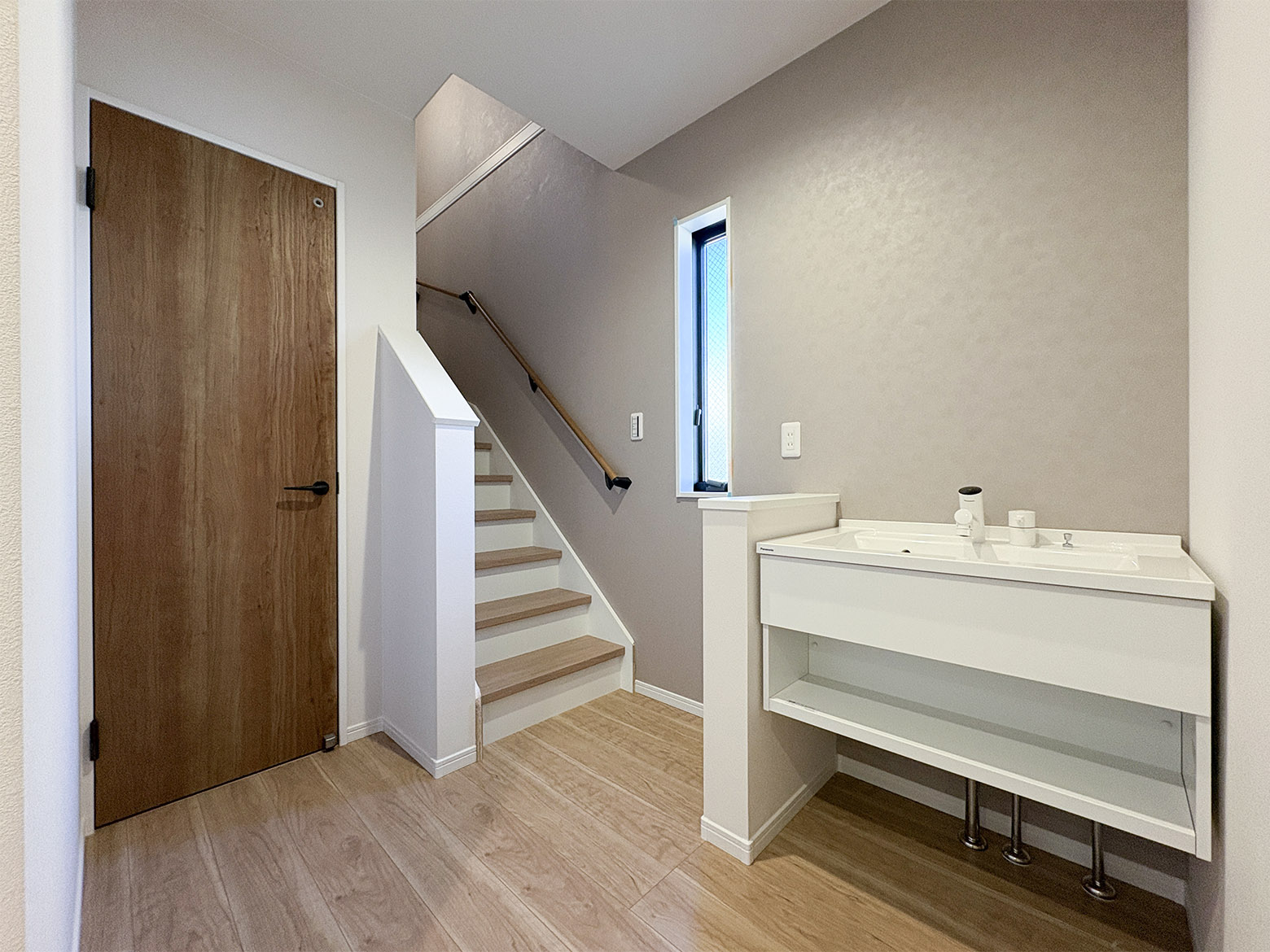 美都住販　綾瀬　建売