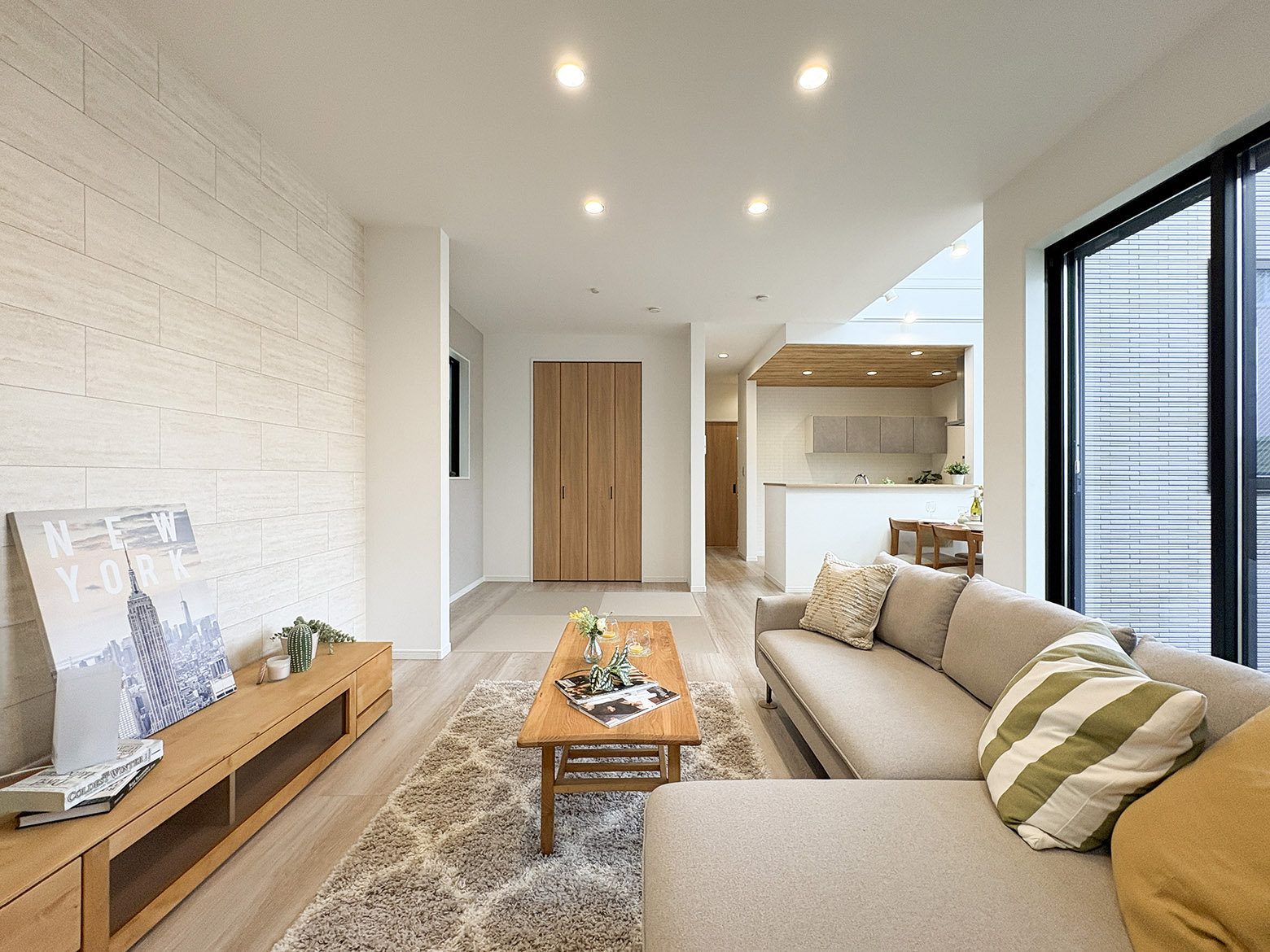 美都住販　清新　建売　街かどモデルハウス