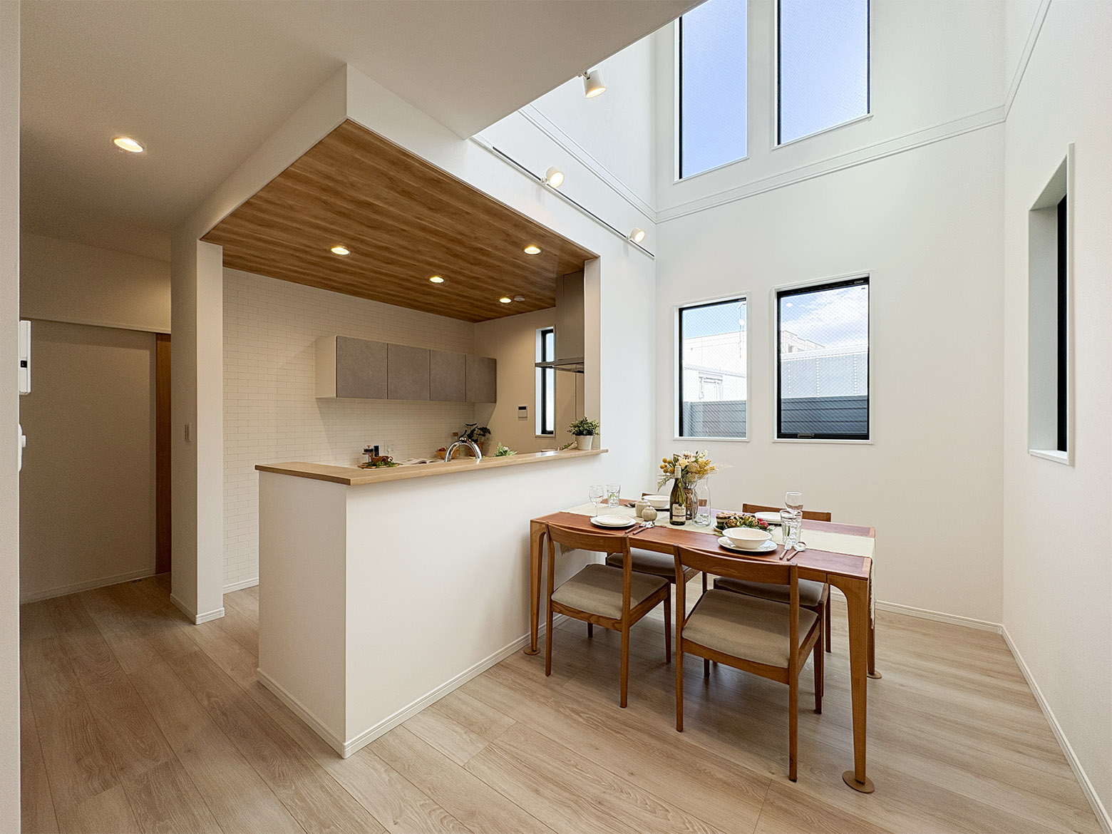 美都住販　清新　建売　街かどモデルハウス