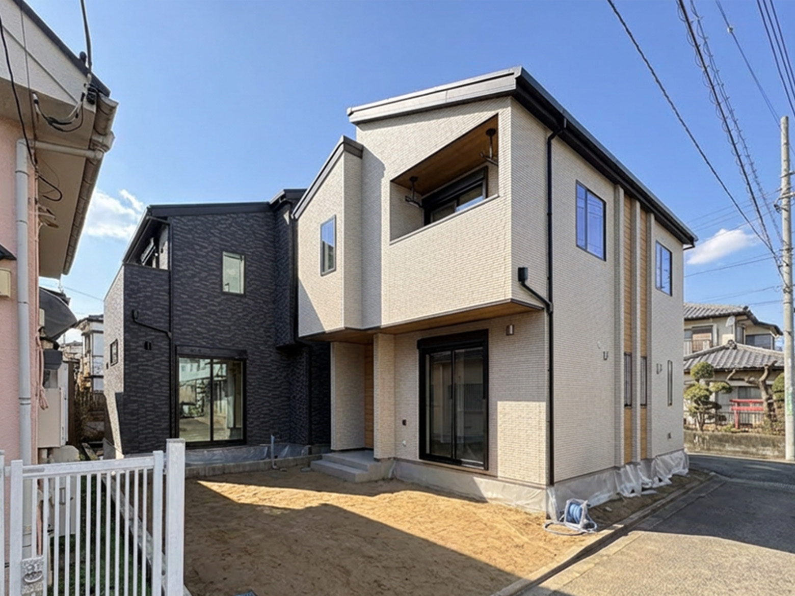 【相原1丁目Ⅱ】家族が自然と集まる寛ぎリビングのある住まい。豊富な収納計画で叶える、すっきり片付く暮らし。