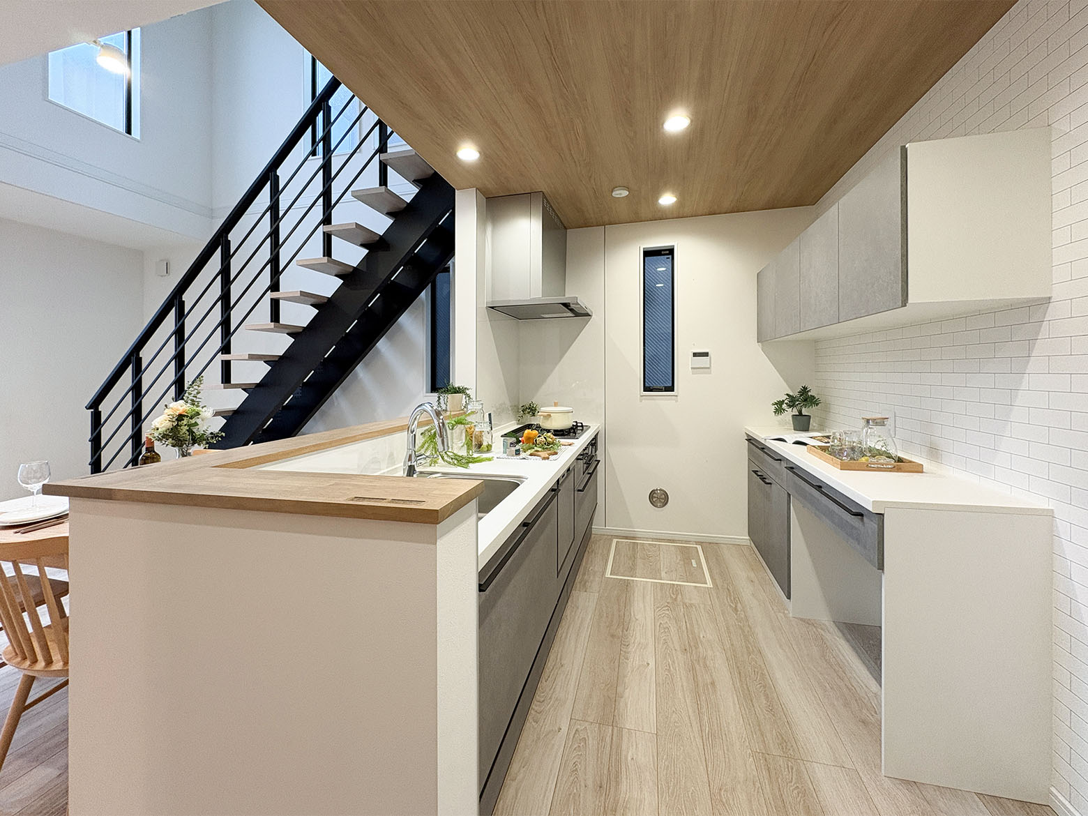 美都住販　横山台　建売　街かどモデルハウス