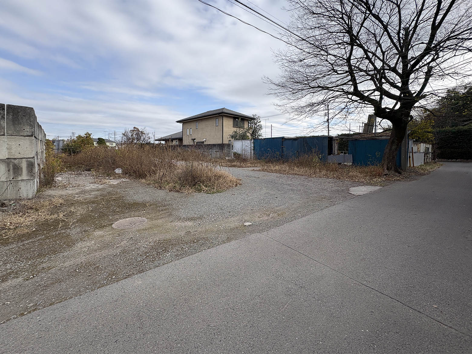 【陽光台7丁目】土地面積493㎡(149坪)。建築不可。資材置き場として活用できます。