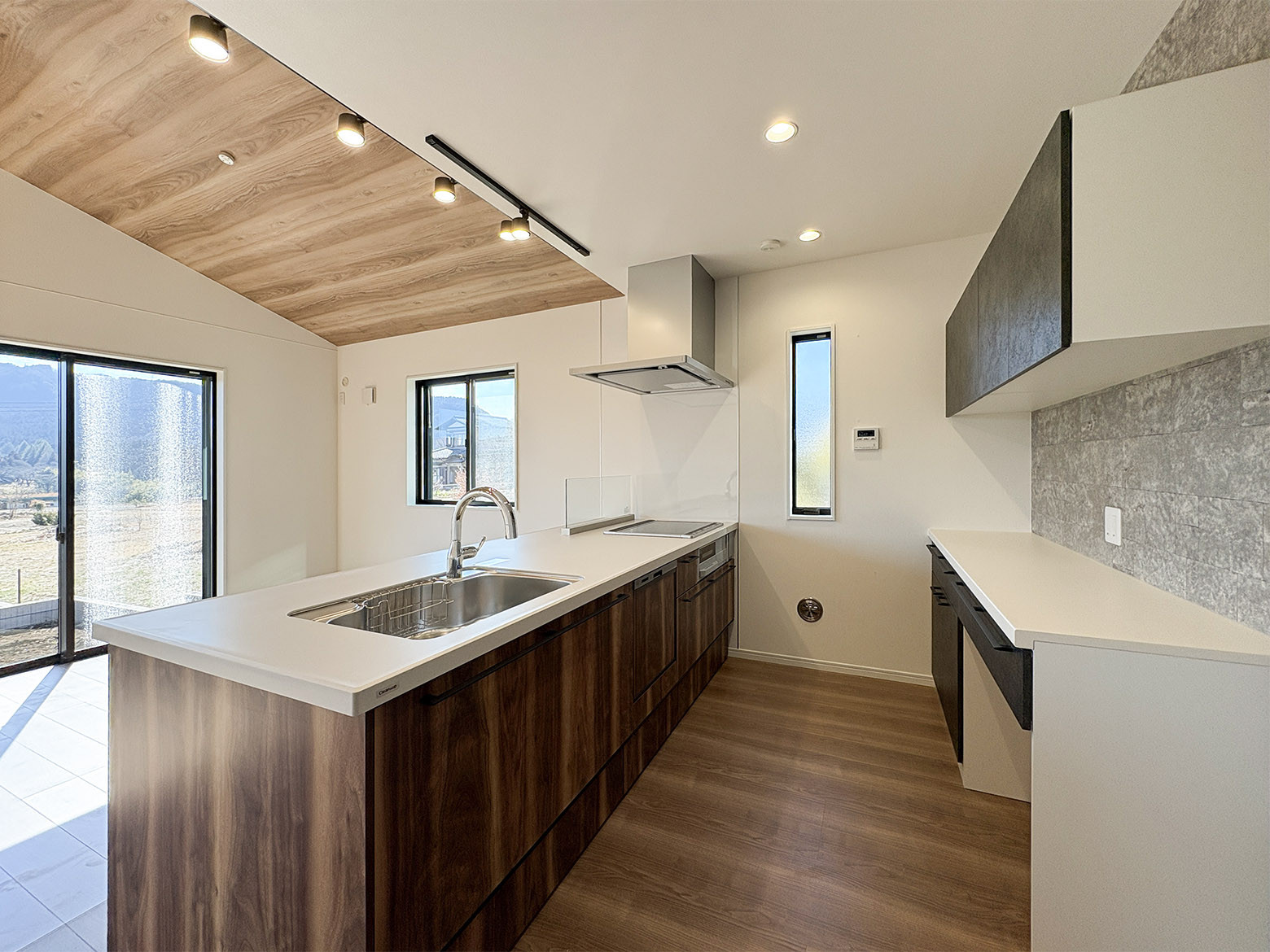 美都住販　長竹　平屋　建売