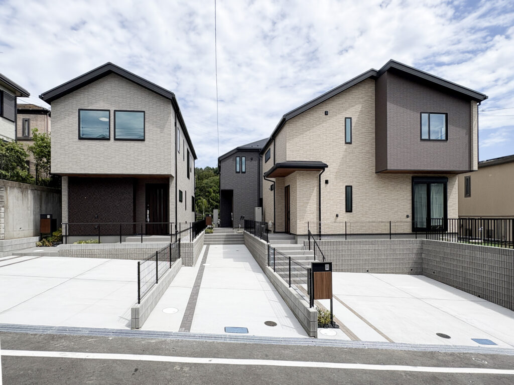 視線が抜ける眺望が心地いい。ゆとりある時間を楽しむ住まい。
