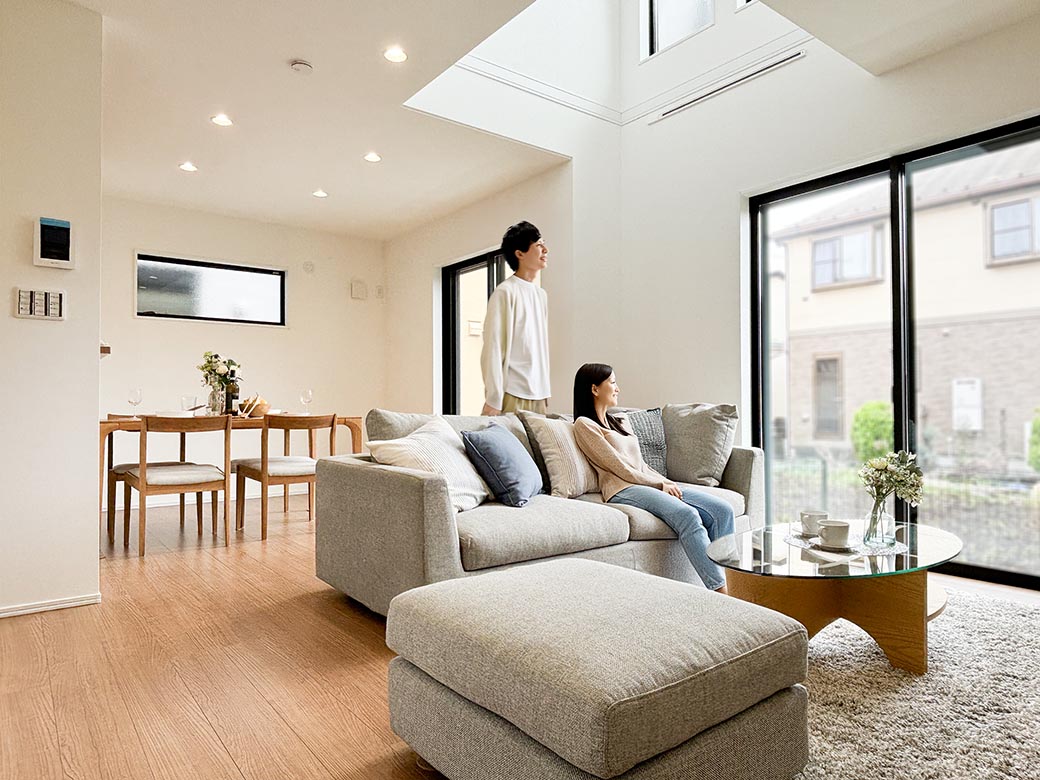 美都住販 施工例 吹抜けリビング